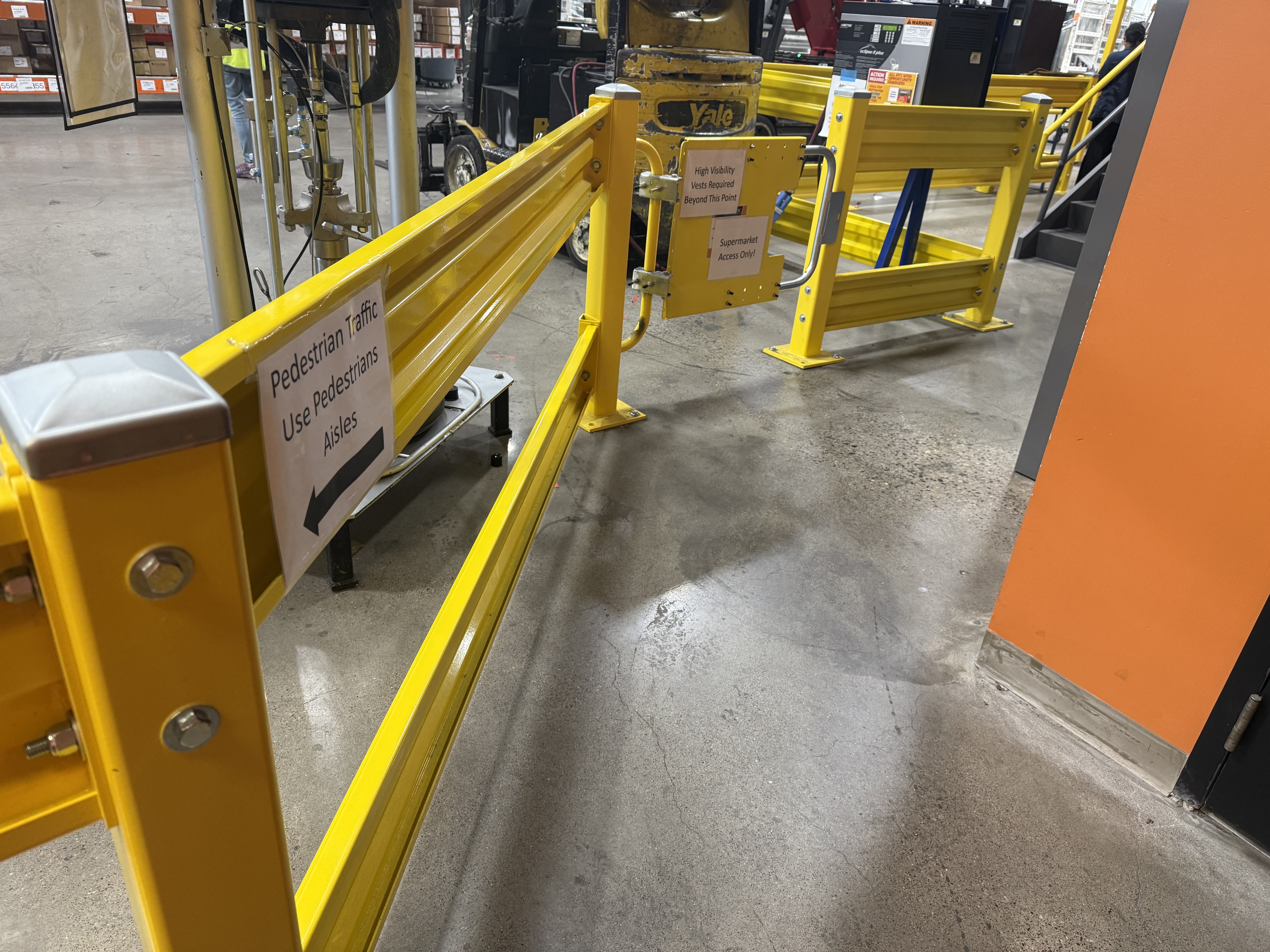 Industrial Facility & Pedestrian Protection Guardrail 10