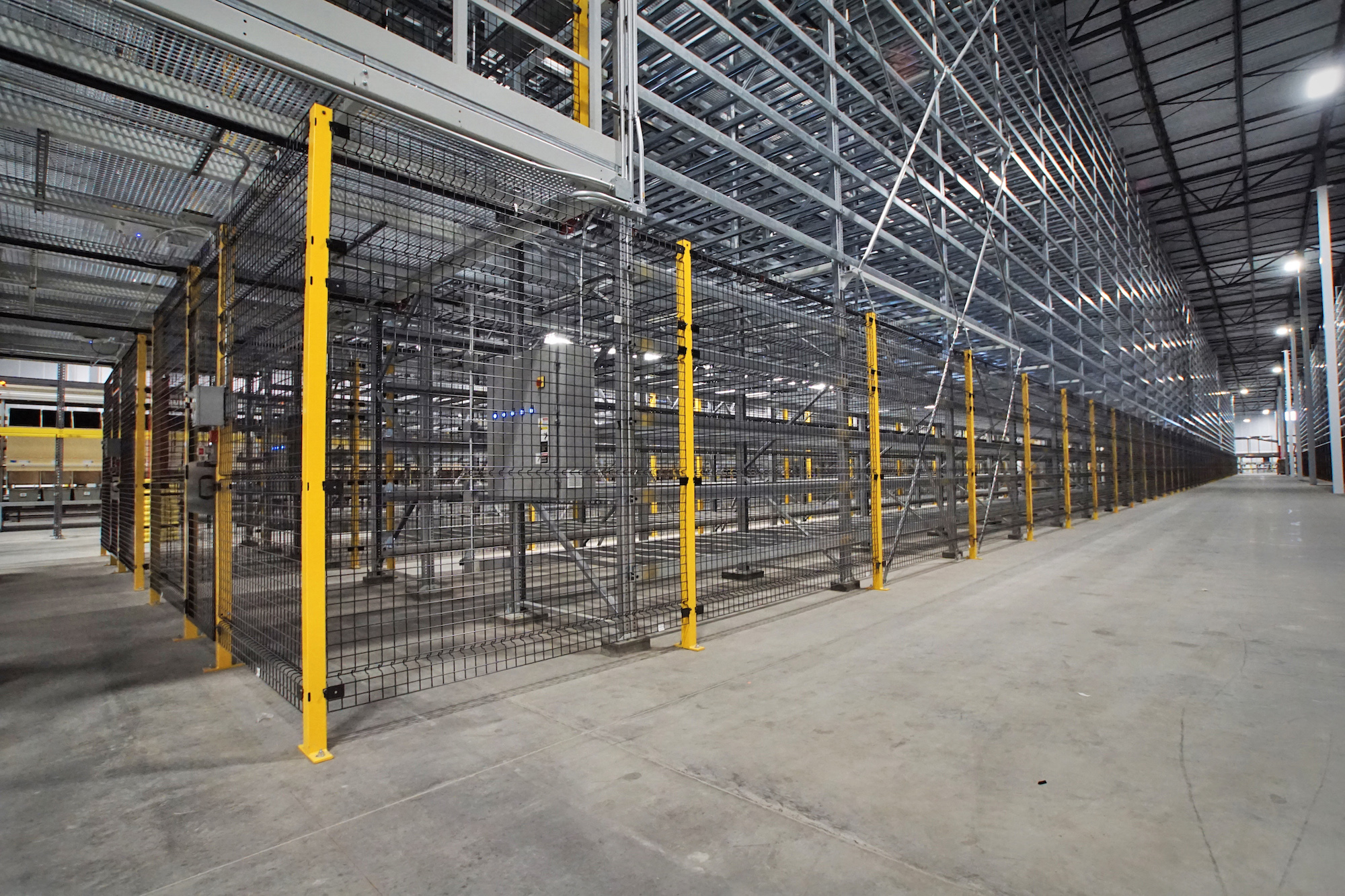 Husky Rack & Wire - Image 1