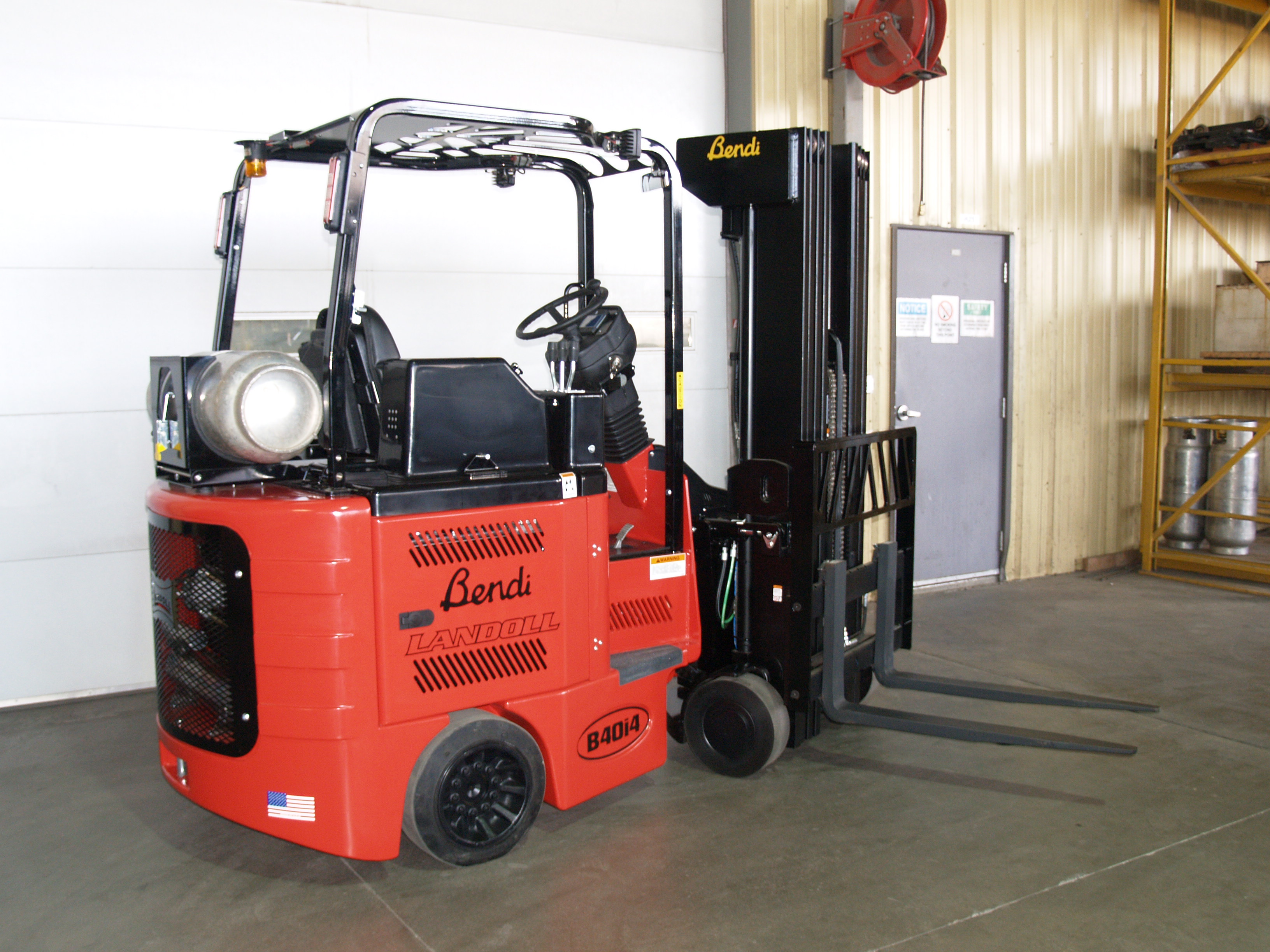 Landoll Corporation Material Handling Division - Image 6