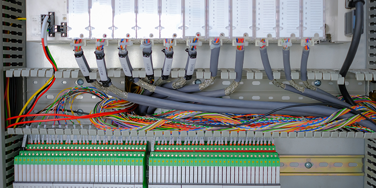 Conveyor And Sortation Controls: Things To Consider When Choosing Between Decentralized Or Centralized