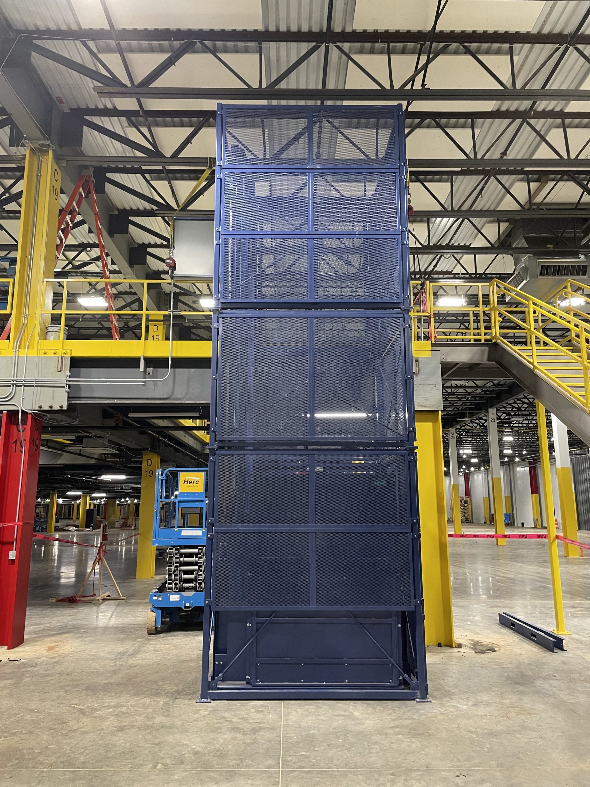 Vertical Reciprocating Conveyors